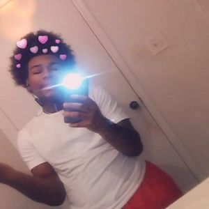 Meet your Posher, Kenneth